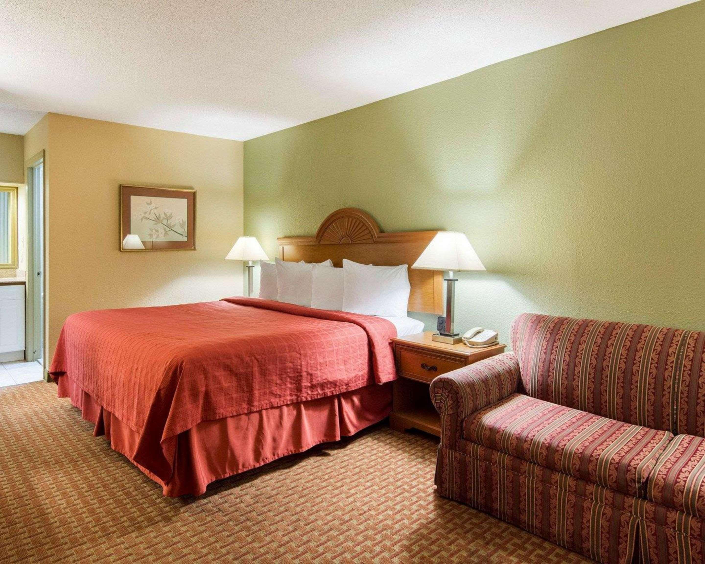 Quality Inn South Hill I-85 Exterior photo