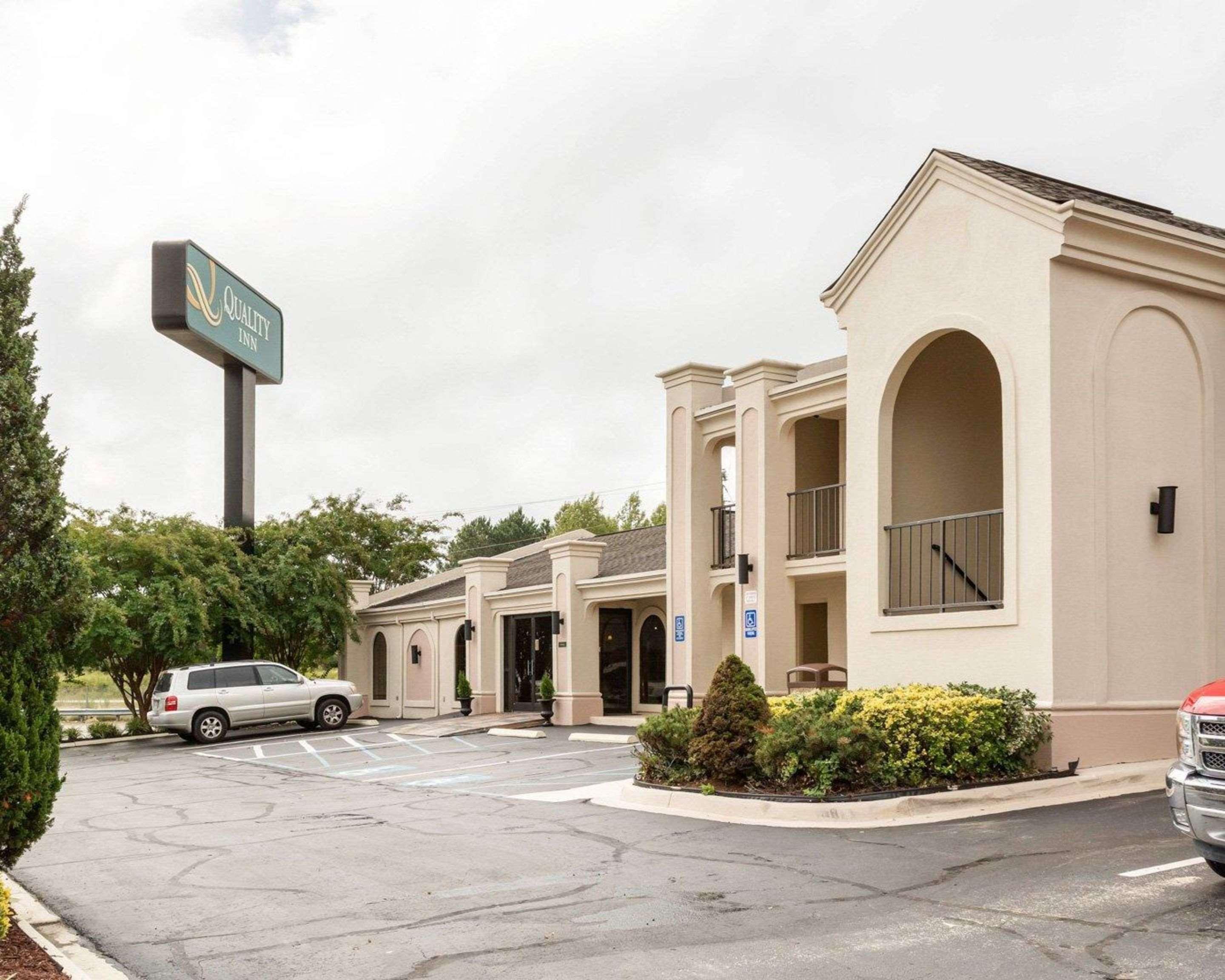 Quality Inn South Hill I-85 Exterior photo